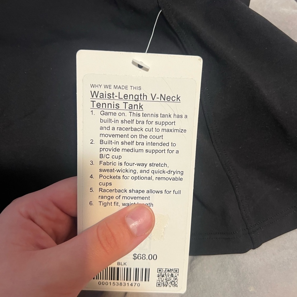 NWT LULULEMON WAIST LENGTH V NECK TENNIS TANK
Size 6, black - Picture 3 of 4